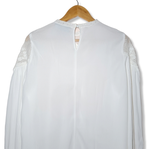 Size- L, Decjuba lace Pleated crochet blouse in white viscose. - Picture 5 of 8